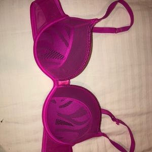 Hot pink La SENZA bra